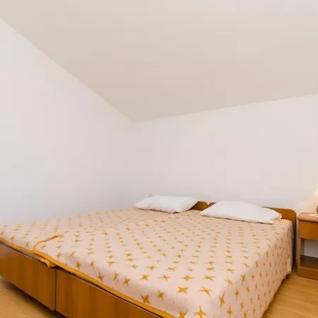 Apartment Sutvid Drace