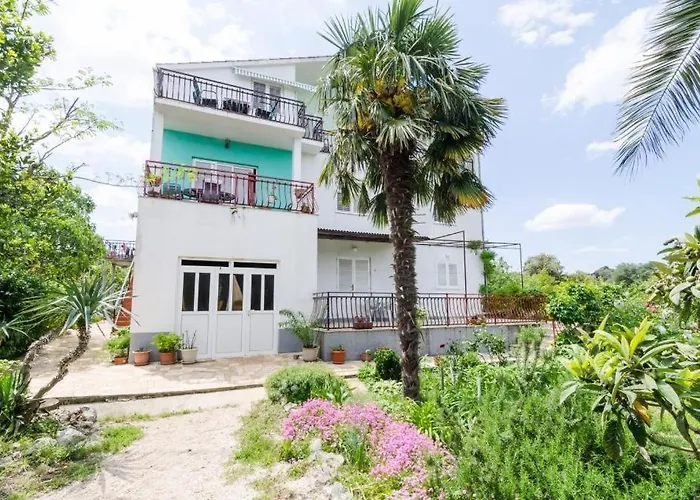 Apartament Sutvid *